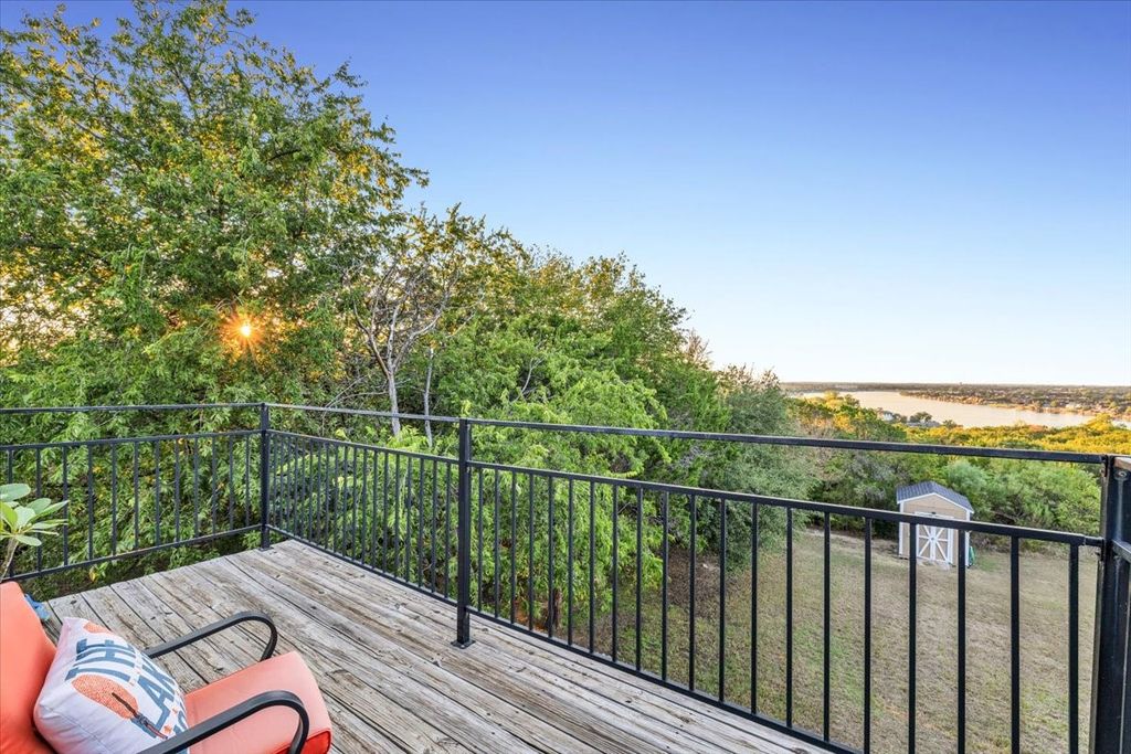 1106 Scenic Drive, Granbury, TX 76048 — photo 4