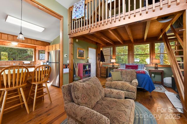 121 Pairofdice Way, Lake Lure, NC 28746