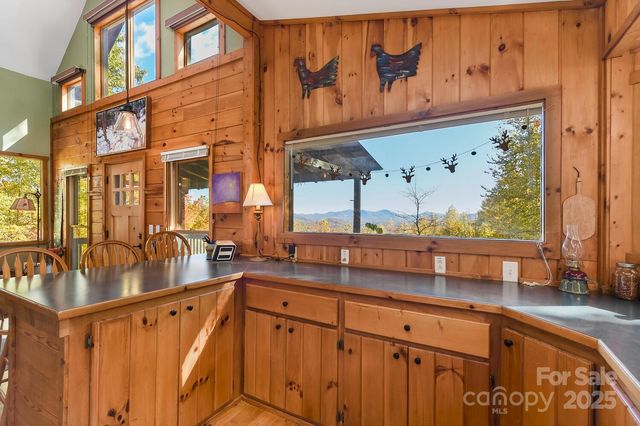 121 Pairofdice Way, Lake Lure, NC 28746