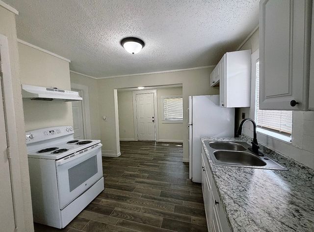 5511 Fletcher Avenue, Fort Worth, TX 76107