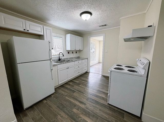 5511 Fletcher Avenue, Fort Worth, TX 76107