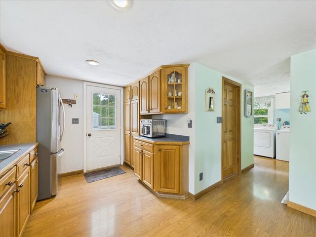 13 Thrush Ave, Plymouth, MA 02360