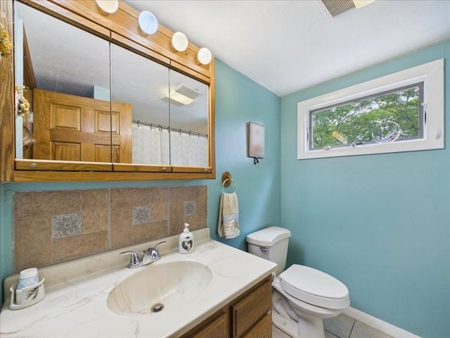 13 Thrush Ave, Plymouth, MA 02360
