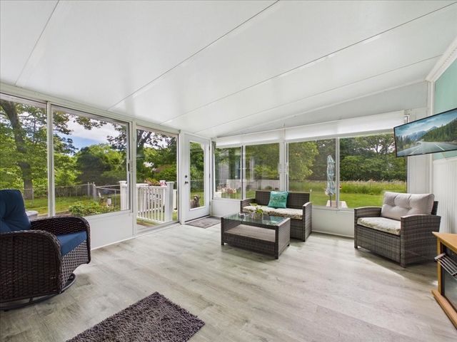 13 Thrush Ave, Plymouth, MA 02360