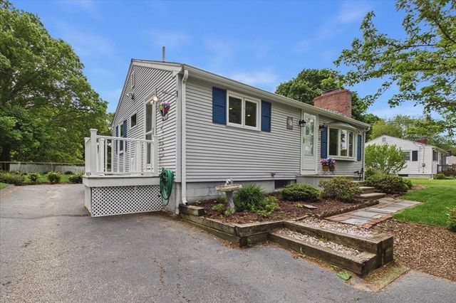 13 Thrush Ave, Plymouth, MA 02360