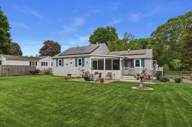 13 Thrush Ave, Plymouth, MA 02360