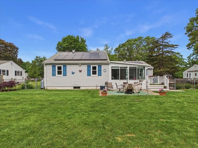 13 Thrush Ave, Plymouth, MA 02360