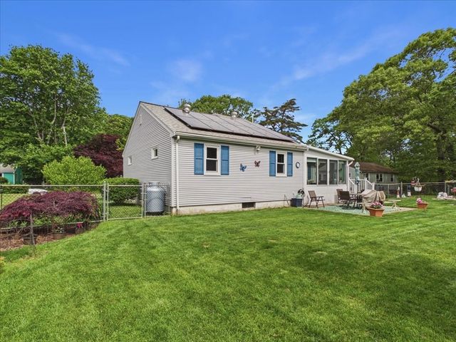 13 Thrush Ave, Plymouth, MA 02360