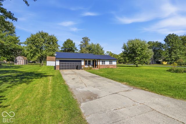 2814 W Walnut Drive, Greenfield, IN 46140