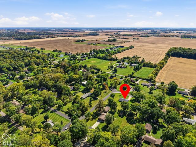 2814 W Walnut Drive, Greenfield, IN 46140