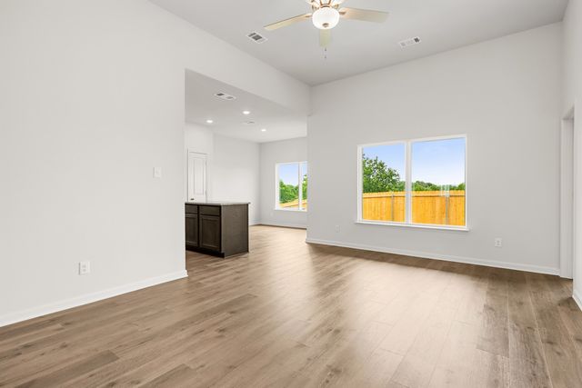 210 Julian Davis Drive, Venus, TX 76084