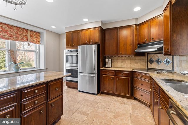 764 GLEN RD, Jenkintown, PA 19046