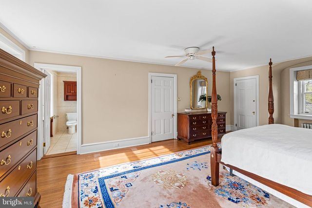 764 GLEN RD, Jenkintown, PA 19046