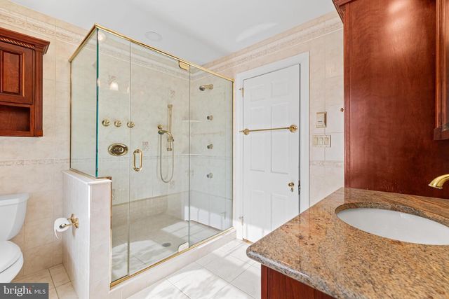 764 GLEN RD, Jenkintown, PA 19046