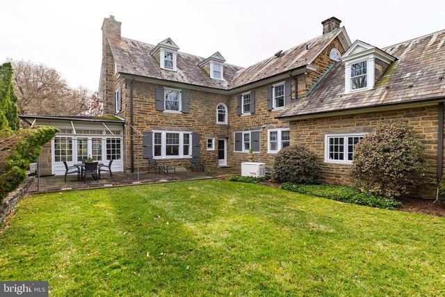 764 GLEN RD, Jenkintown, PA 19046