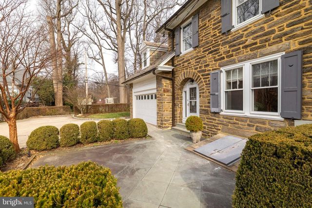 764 GLEN RD, Jenkintown, PA 19046