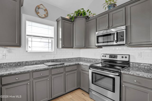 208-2 Gysgt D W Boatman Drive 2, N Topsail Beach, NC 28460