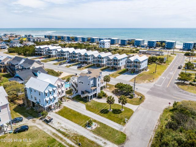 208-2 Gysgt D W Boatman Drive 2, N Topsail Beach, NC 28460