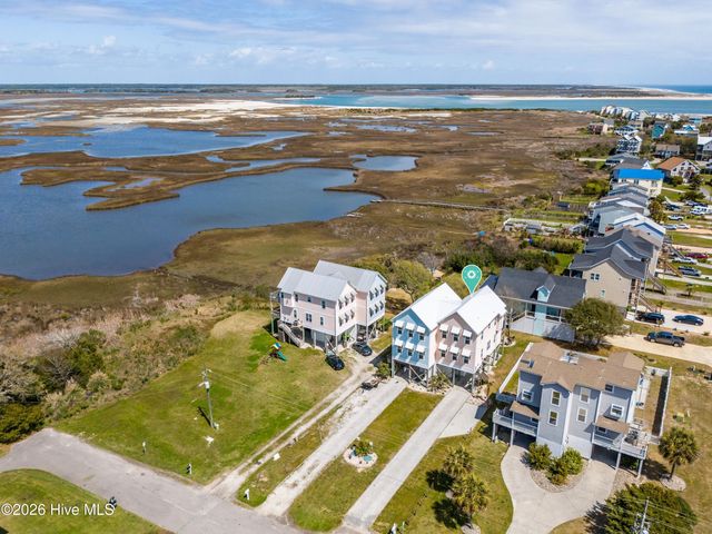 208-2 Gysgt D W Boatman Drive 2, N Topsail Beach, NC 28460