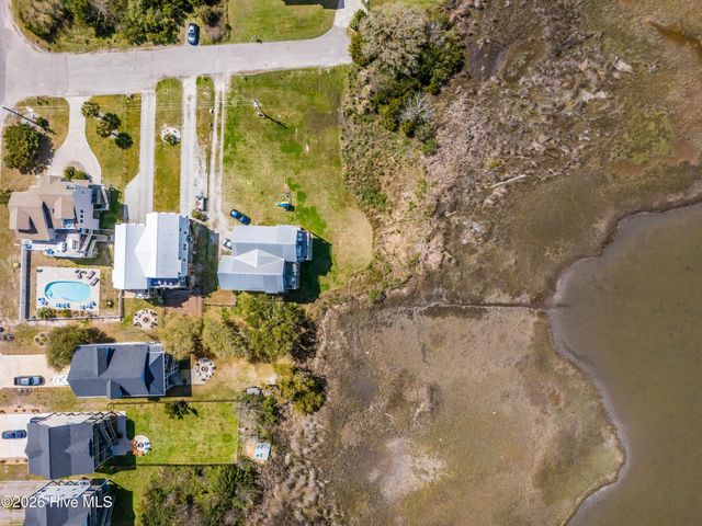 208-2 Gysgt D W Boatman Drive 2, N Topsail Beach, NC 28460