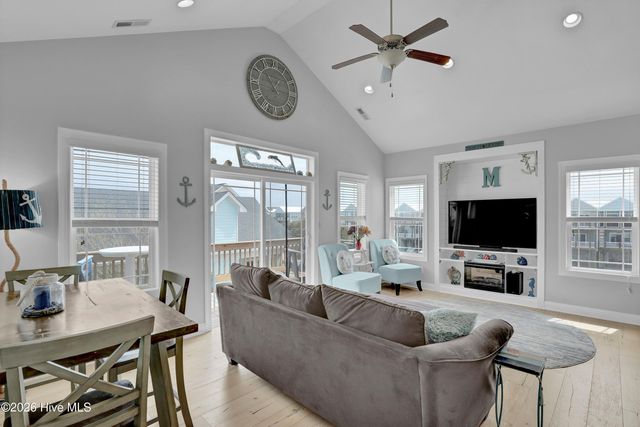 208-2 Gysgt D W Boatman Drive 2, N Topsail Beach, NC 28460
