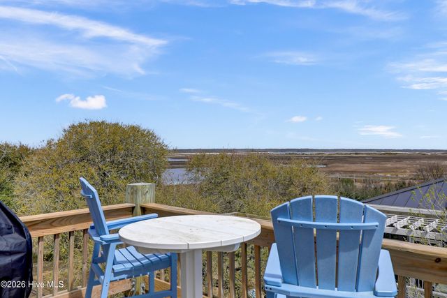 208-2 Gysgt D W Boatman Drive 2, N Topsail Beach, NC 28460