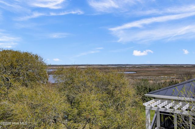 208-2 Gysgt D W Boatman Drive 2, N Topsail Beach, NC 28460