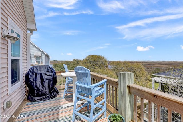 208-2 Gysgt D W Boatman Drive 2, N Topsail Beach, NC 28460