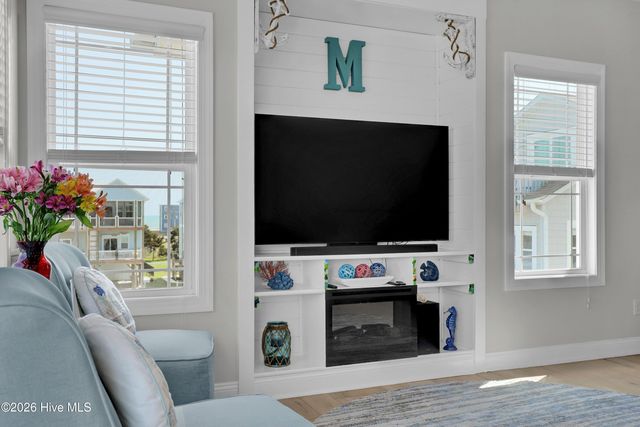 208-2 Gysgt D W Boatman Drive 2, N Topsail Beach, NC 28460