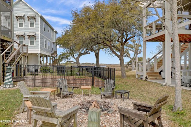208-2 Gysgt D W Boatman Drive 2, N Topsail Beach, NC 28460