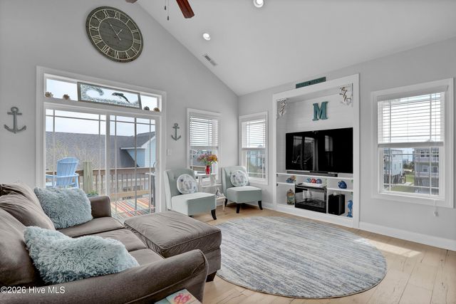 208-2 Gysgt D W Boatman Drive 2, N Topsail Beach, NC 28460