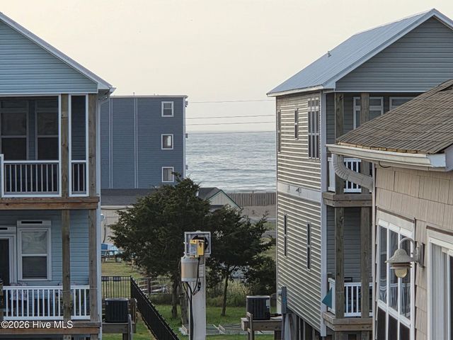 208-2 Gysgt D W Boatman Drive 2, N Topsail Beach, NC 28460