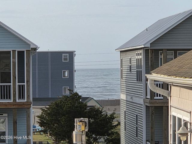 208-2 Gysgt D W Boatman Drive 2, N Topsail Beach, NC 28460