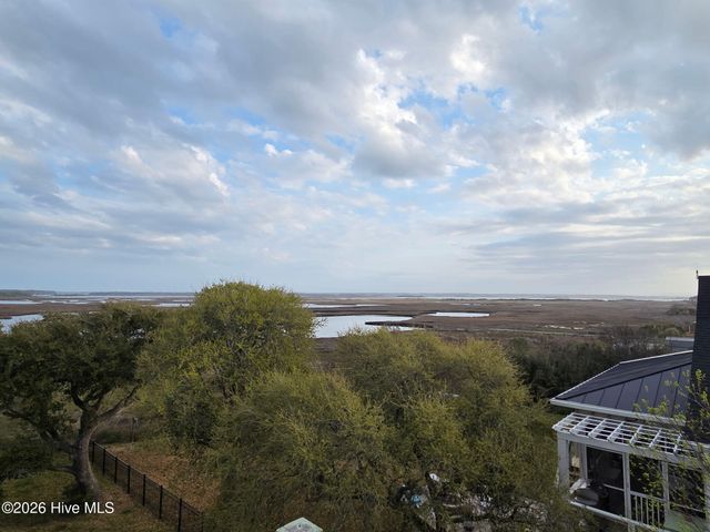 208-2 Gysgt D W Boatman Drive 2, N Topsail Beach, NC 28460