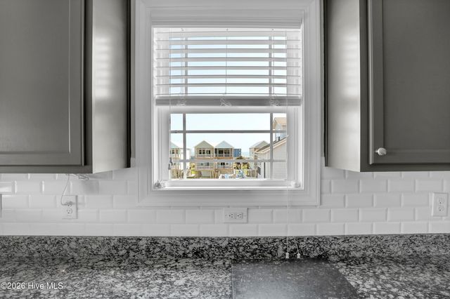 208-2 Gysgt D W Boatman Drive 2, N Topsail Beach, NC 28460