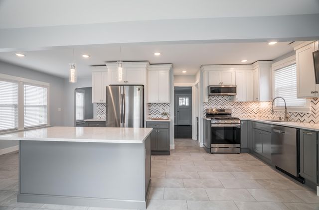 303 S Ridge Avenue 303 S Ridge Avenue, Troy, OH 45373