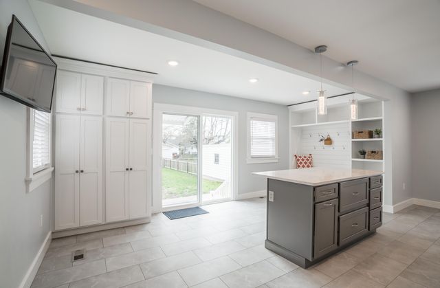 303 S Ridge Avenue 303 S Ridge Avenue, Troy, OH 45373