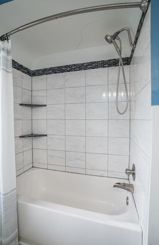303 S Ridge Avenue 303 S Ridge Avenue, Troy, OH 45373