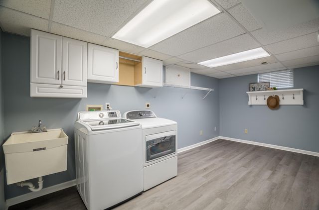 303 S Ridge Avenue 303 S Ridge Avenue, Troy, OH 45373