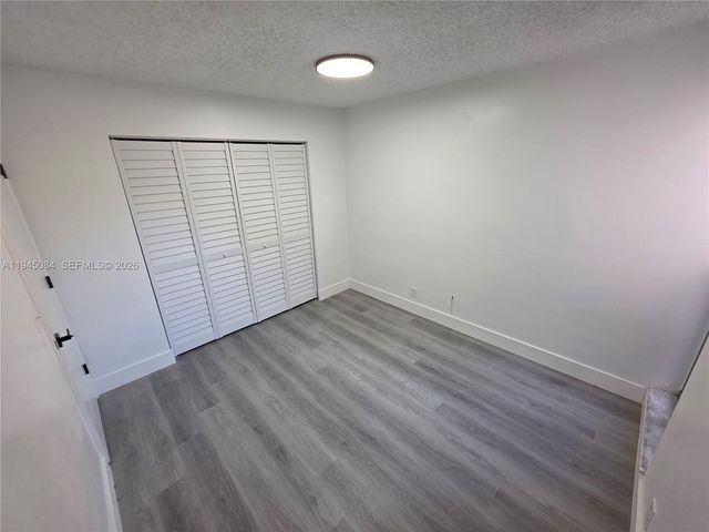 5307 NW 93rd Ave, Sunrise, FL 33351