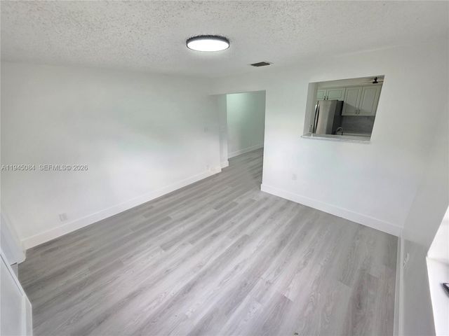 5307 NW 93rd Ave, Sunrise, FL 33351