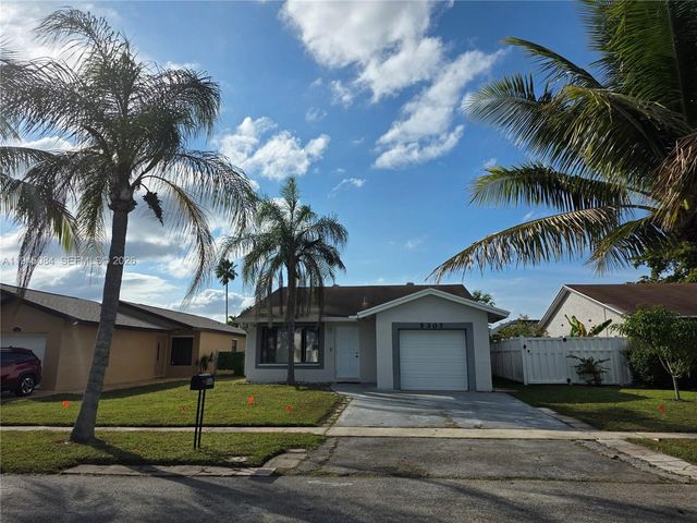 5307 NW 93rd Ave, Sunrise, FL 33351