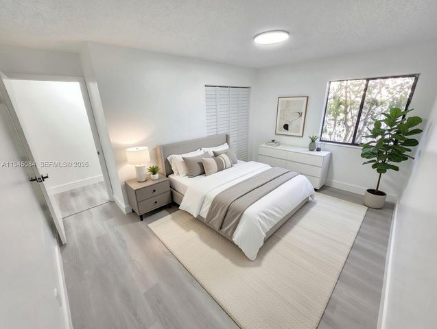 5307 NW 93rd Ave, Sunrise, FL 33351