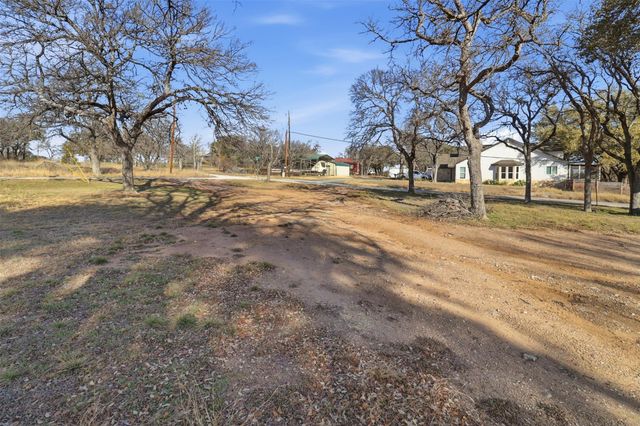 610 Williams Lakeshore, Kingsland, TX 78639