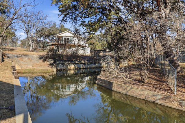 610 Williams Lakeshore, Kingsland, TX 78639