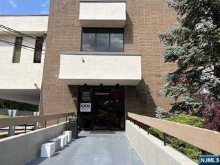 1555 Center #D, Fort Lee, NJ 07024