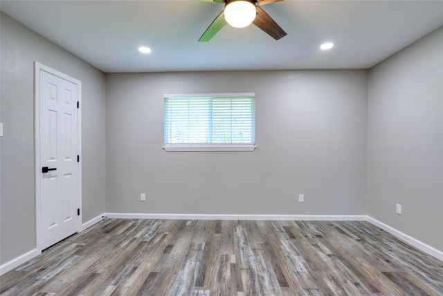 111 Kay, Robinson, TX 76706