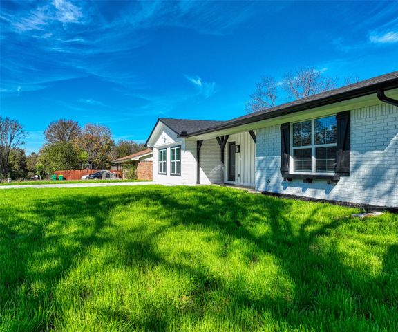 111 Kay, Robinson, TX 76706