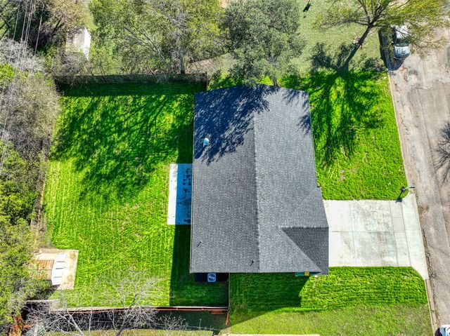 111 Kay, Robinson, TX 76706