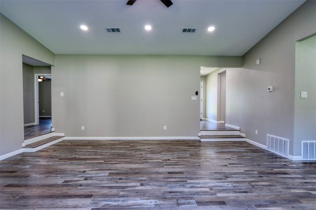 111 Kay, Robinson, TX 76706